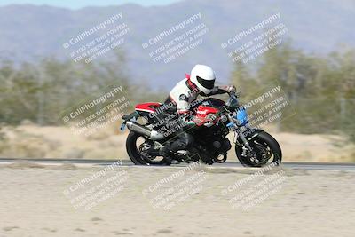 media/Dec-01-2025-Moto Forza (Mon) [[2daa91e15f]]/3-Beginner Group/Session 2 (Turn 7 Inside Pans)/